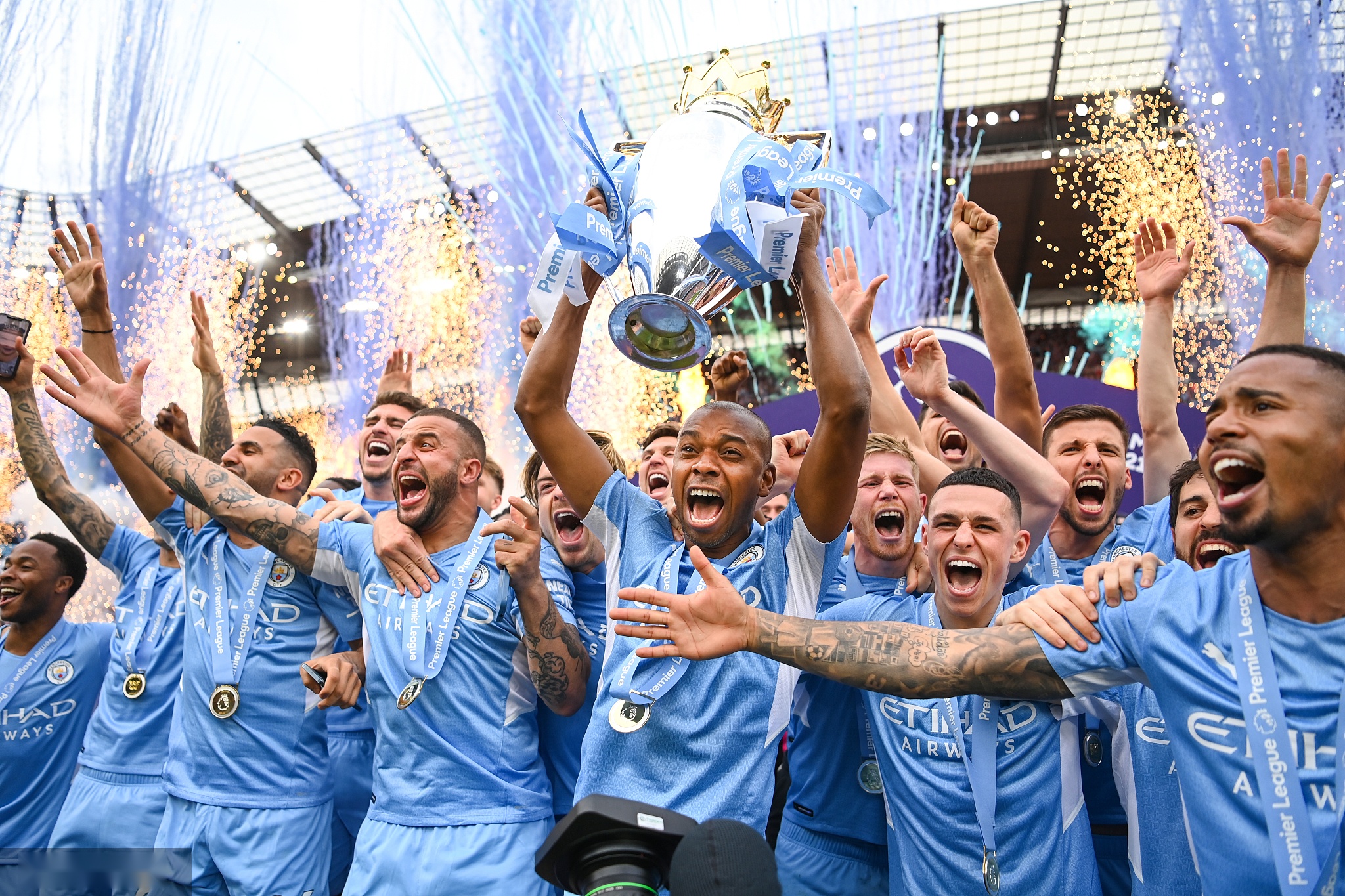 媒体上发表 媒体上发表