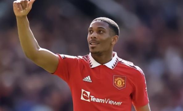 束後離開曼 束後離開曼